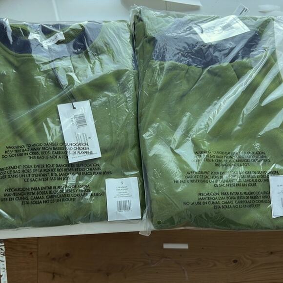 NWT $196 REVOLVE We Wore What SET crewneck sweatshirt & matching slim fit jogger - Picture 13 of 16